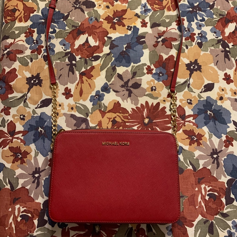 Michael Kors red crossbody with gold chain